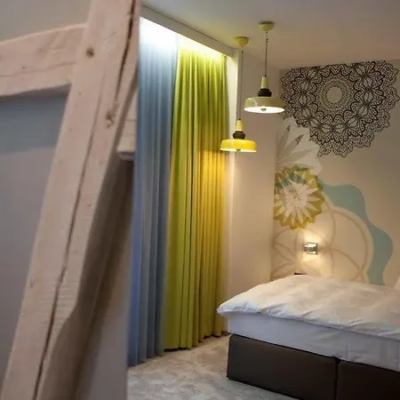 & Restaurant Heyligenstaedt Hotel